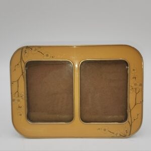 Vintage Bucklers yellow flower vintage enamel 2 opening 3" x 4" picture frame